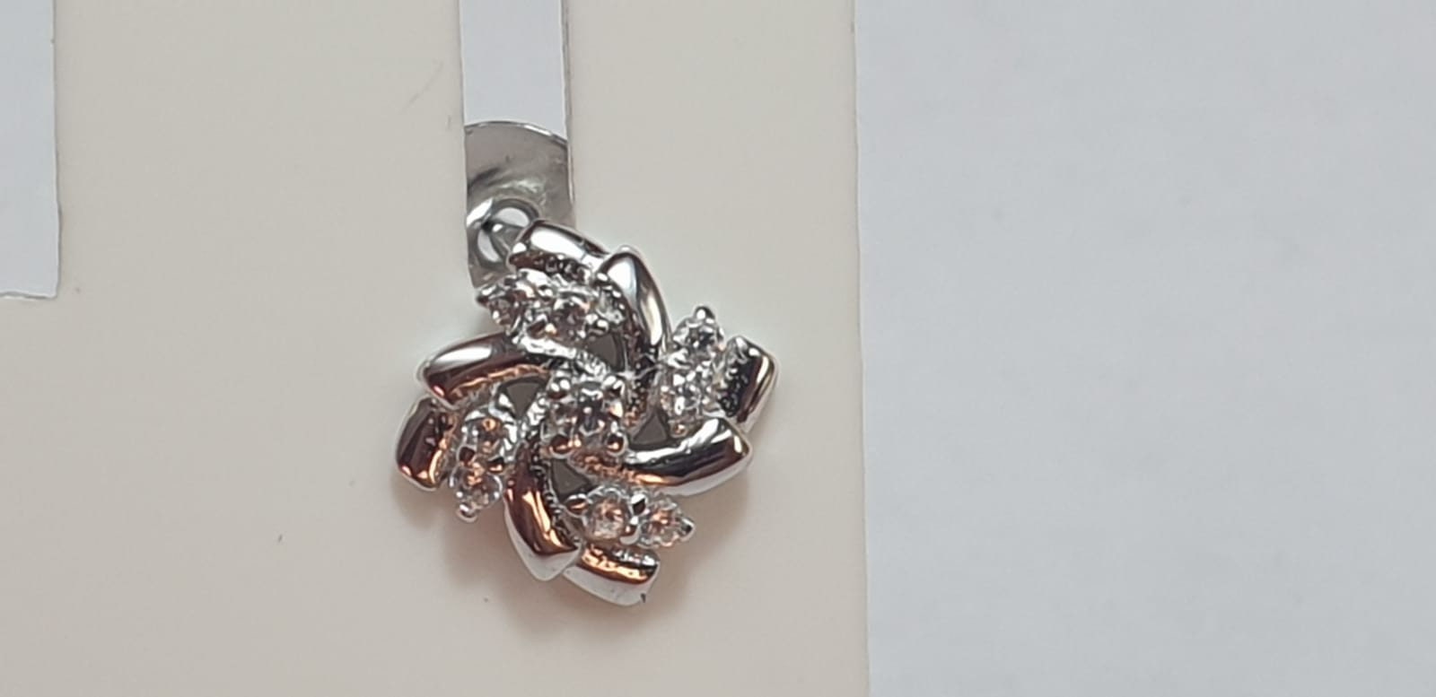 Edle Zirkonia Ohrstecker aus 925  Sterling Silber American Diamant Top Ohrstecker