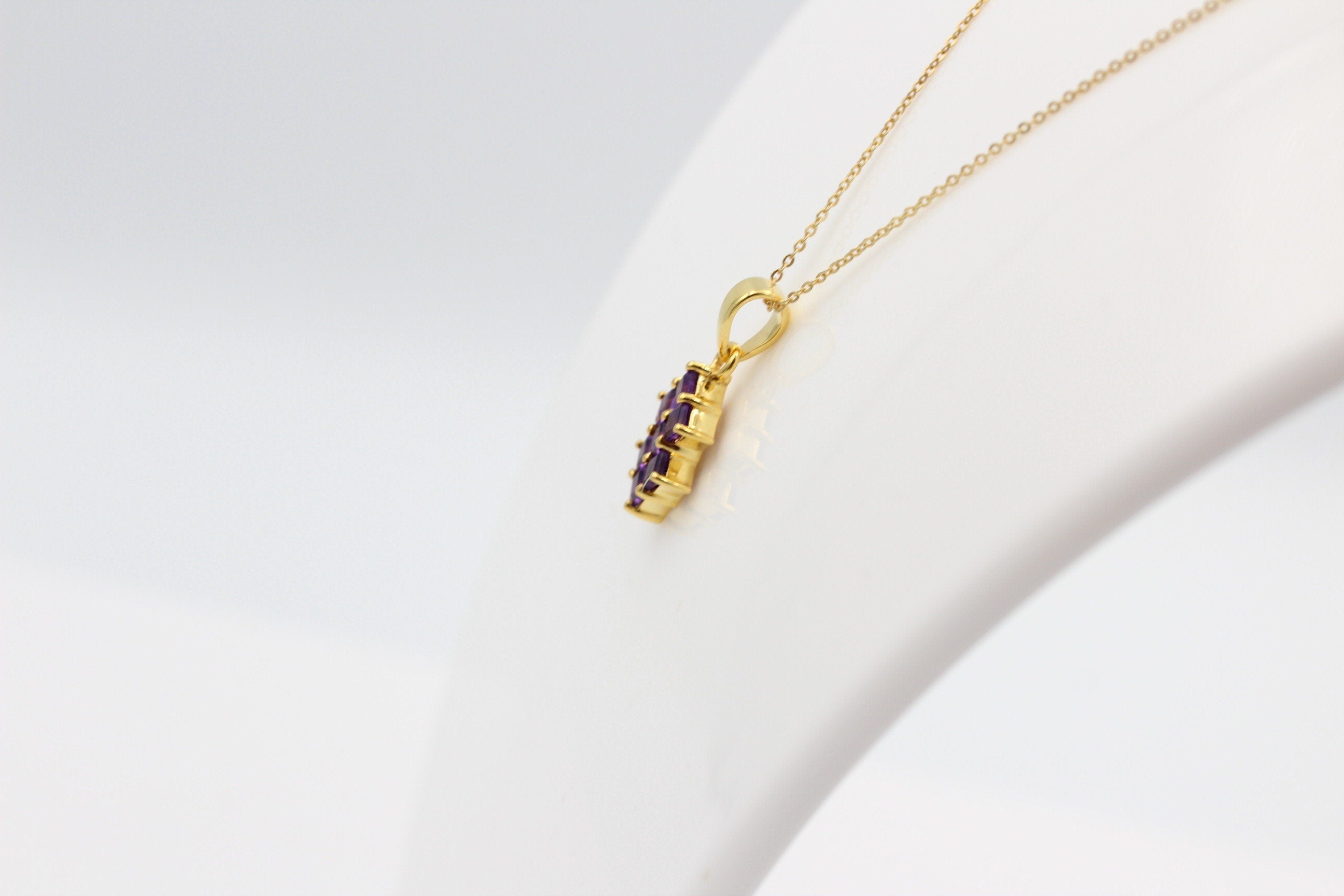 Edler 1,9 Amethyst Anhänger 925 Silber Collier Kette violetter Edelstein verg.