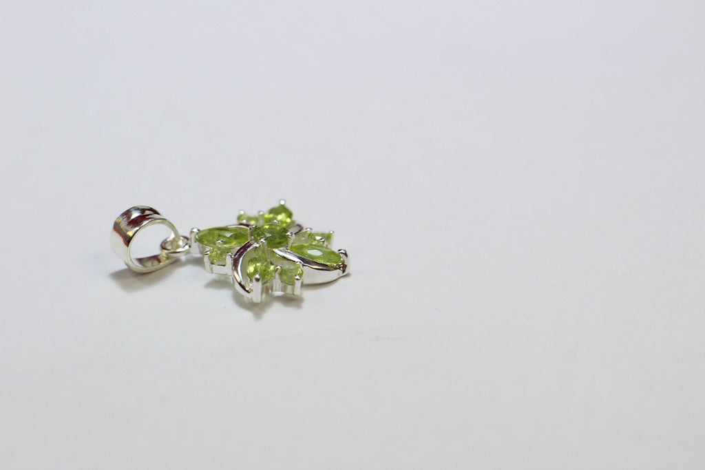 Edler 1,0 Carat Peridot Anhanger 925 Silber Collier Kette Olivin Anhanger Top