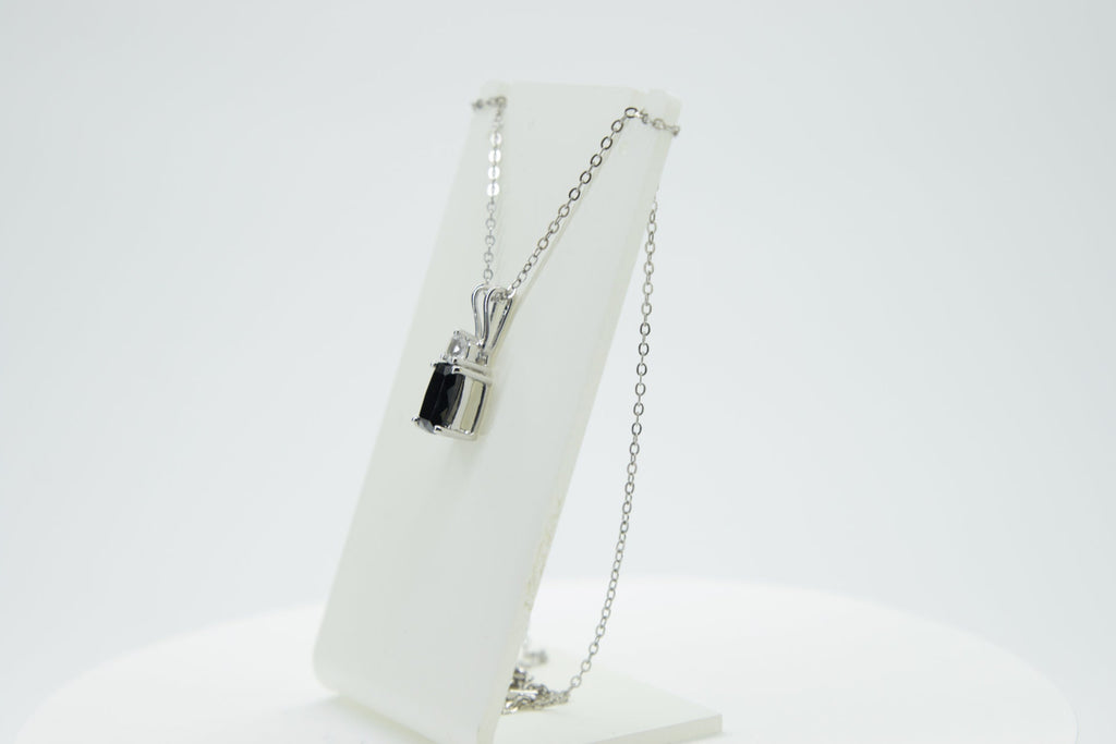Edler 1,65 Carat schwarzer Spinell Anhanger 925 Silber Collier Kette  Edelstein