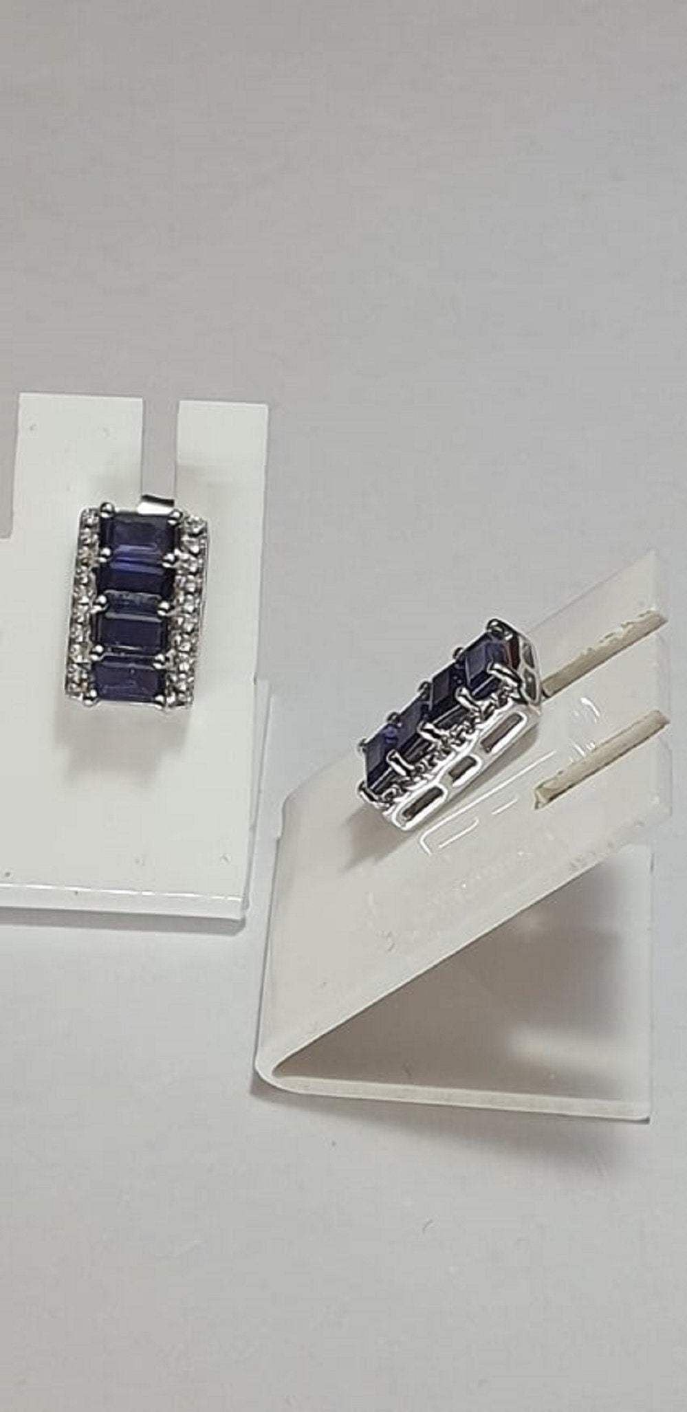 2,0 Carat Iolith Ohrstecker 925 Silber Ohrring Wassersahpir Luchssaphir Edel