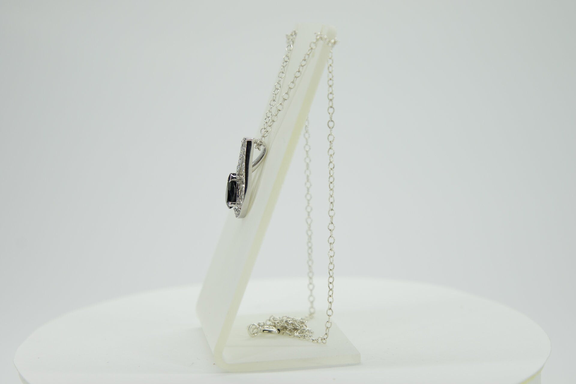 0,65 Carat schwarzer Spinell Anhanger 925 Silber weisstopas 925 Silber Collier