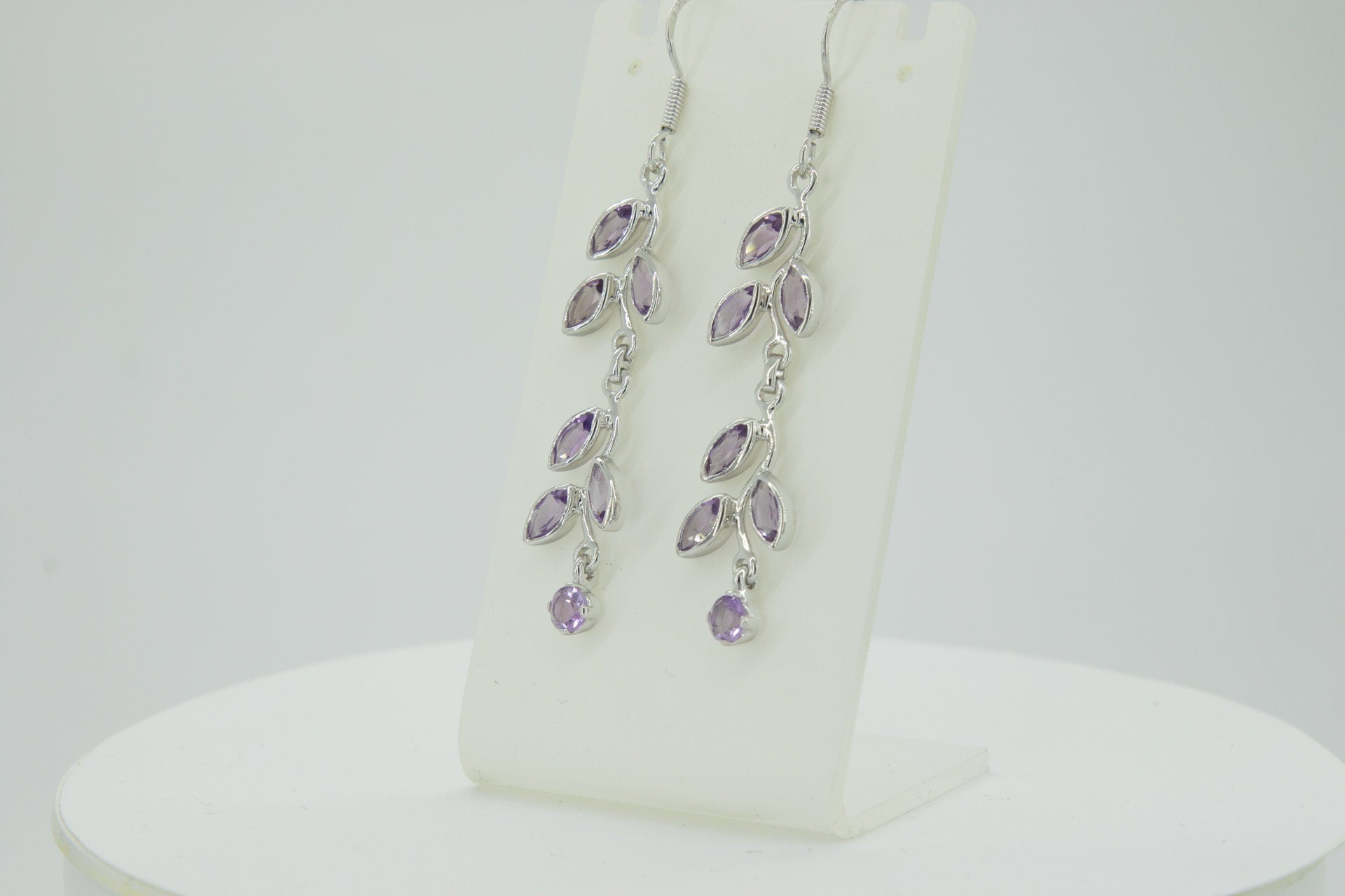 Edle florale 3,6 Carat Amethyst Ohrhanger 928 Silber romantische Ohrhanger