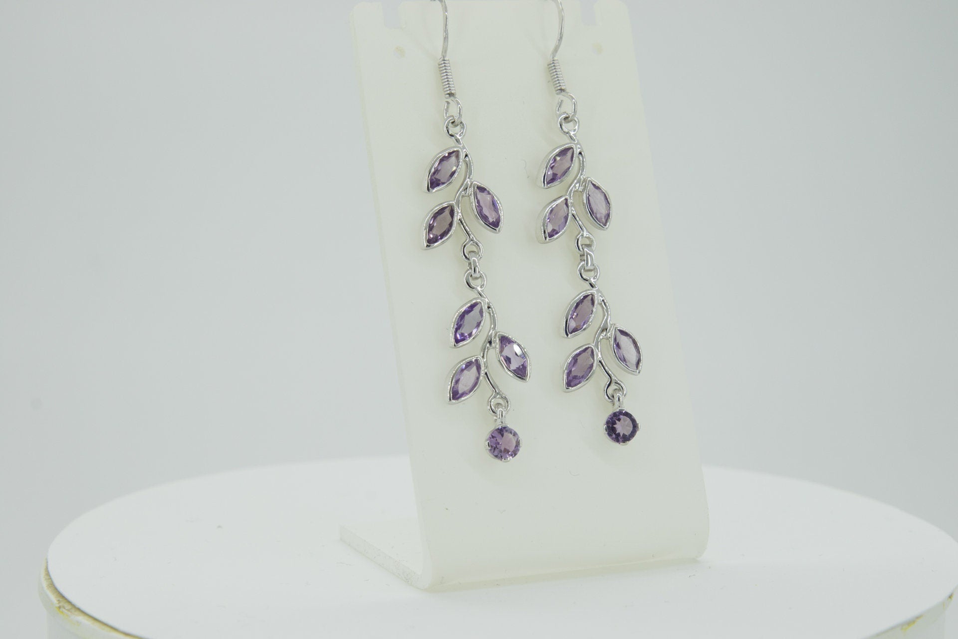Edle florale 3,6 Carat Amethyst Ohrhanger 928 Silber romantische Ohrhanger