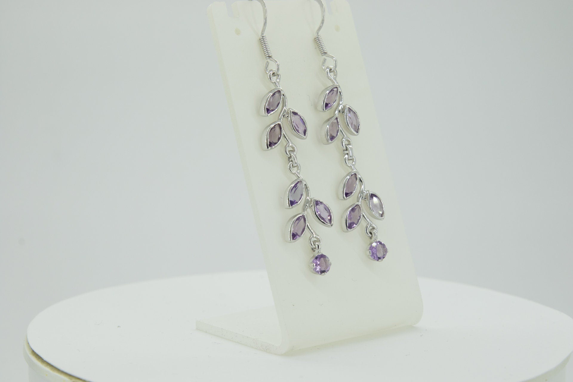 Edle florale 3,6 Carat Amethyst Ohrhanger 928 Silber romantische Ohrhanger