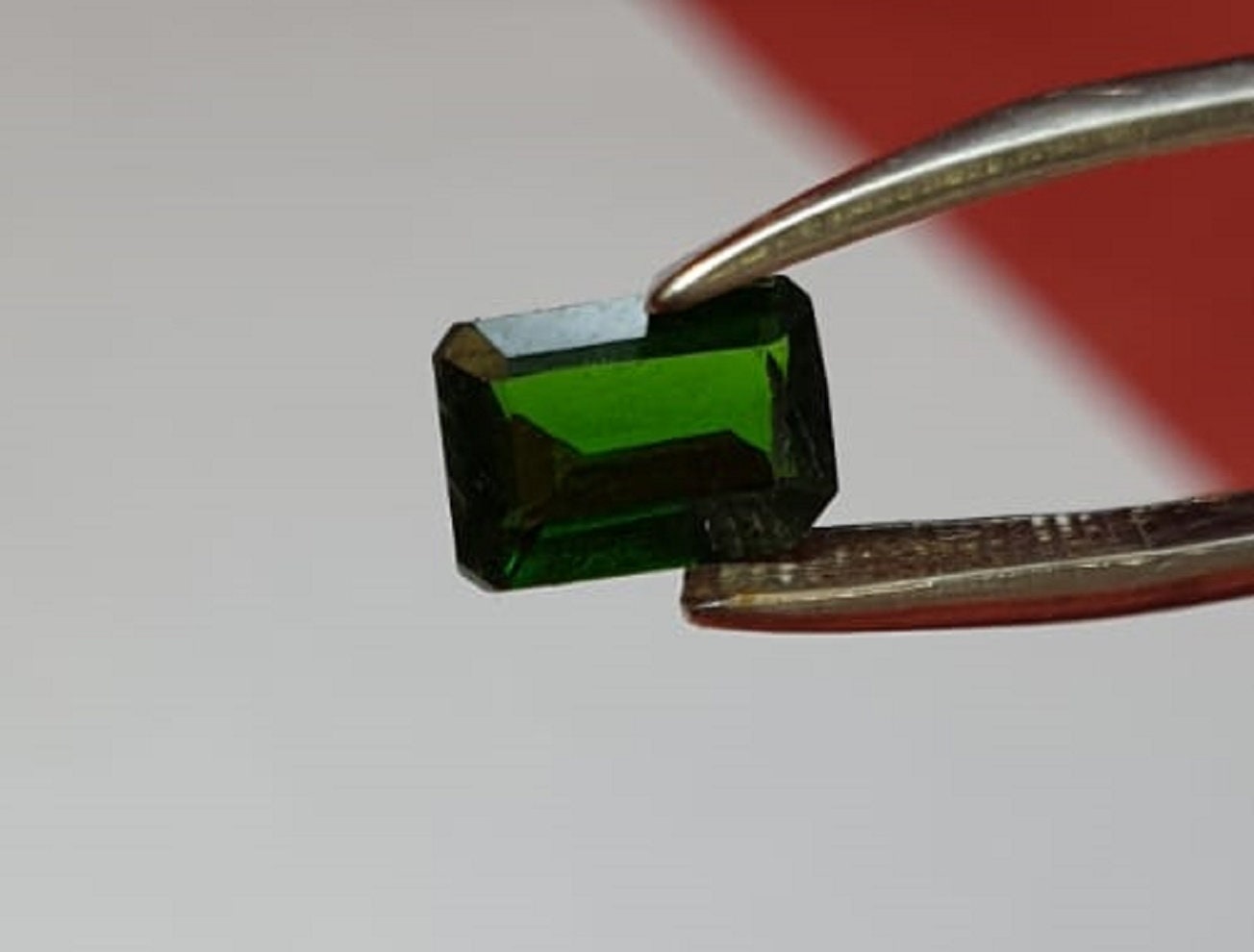 0,93 Carat Chrom Diopsid aus Russland AAA Qualitat Octagon Schliff Top Qualitat