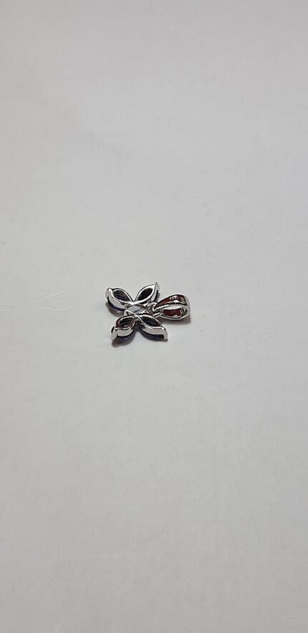 1,42 Carat Iolith Schmetterlings Anhanger 925 Silber Collier Kette weisstopas