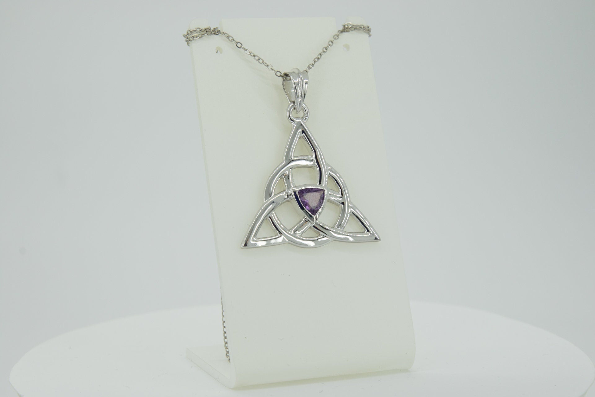 0,8 Carat Blautopas Anhanger keltischen Knotenmuster 925 Silber Unendlichkeit