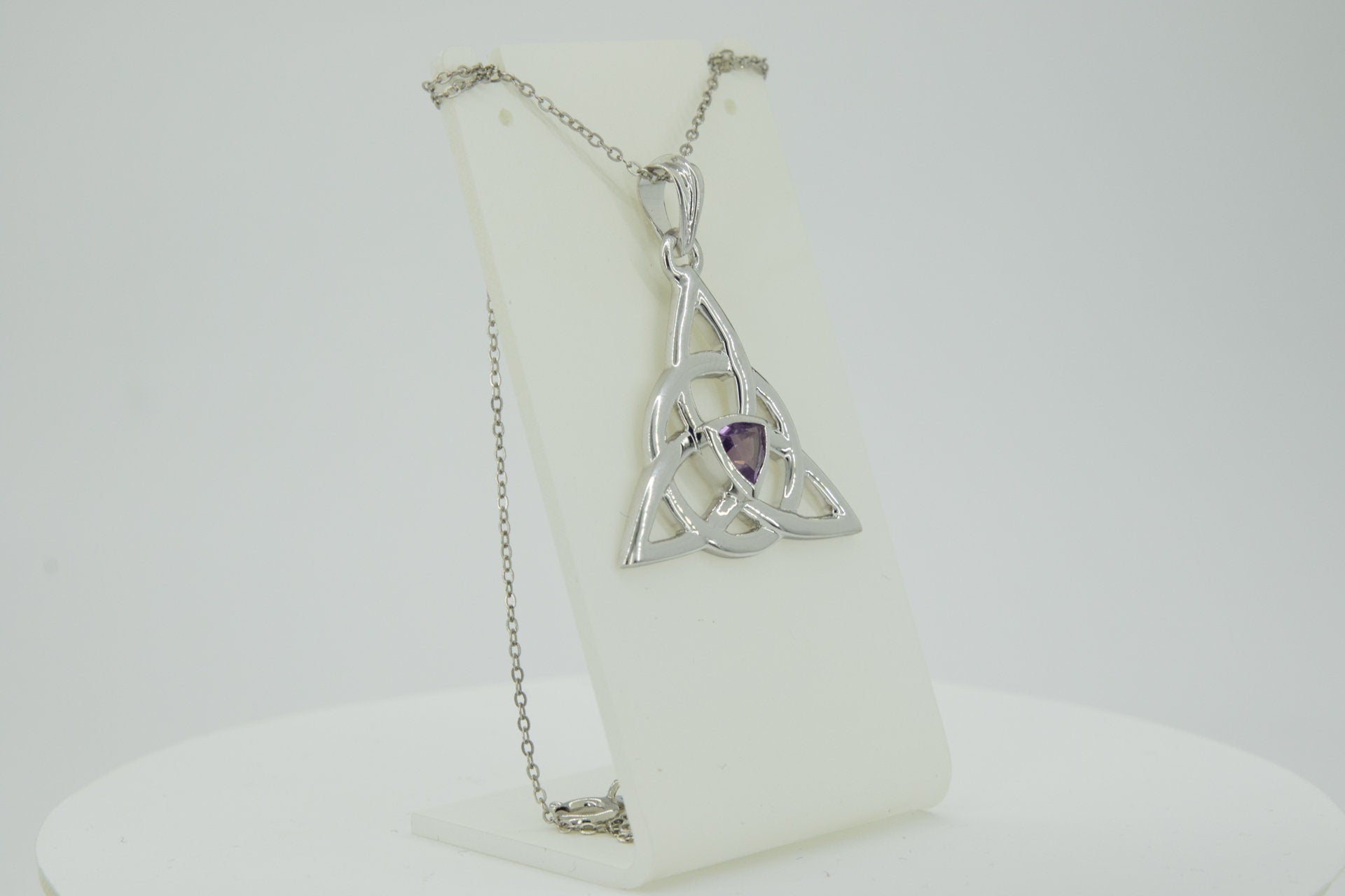 0,8 Carat Blautopas Anhanger keltischen Knotenmuster 925 Silber Unendlichkeit