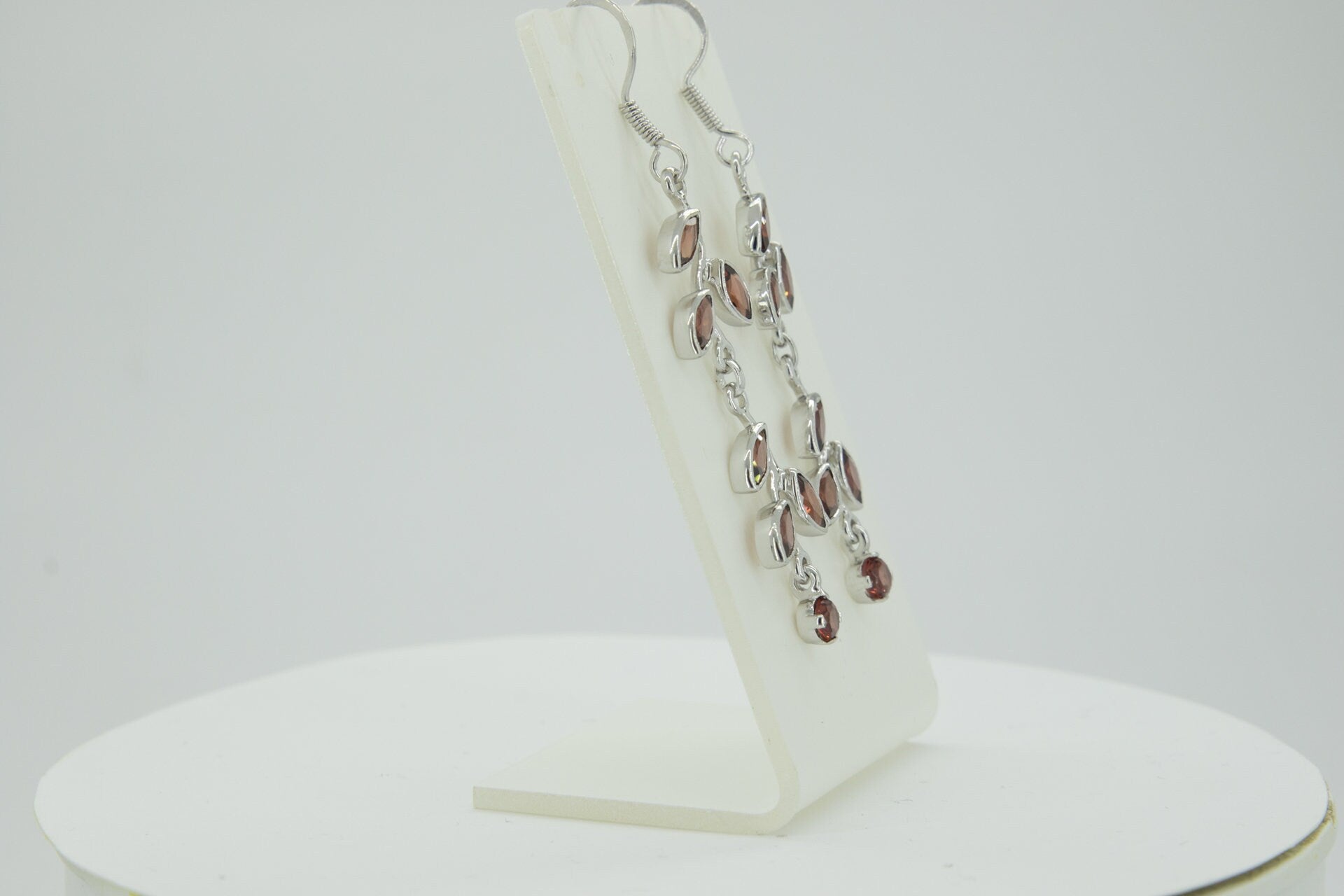 Edle florale 3,6 Carat GranatOhrhanger 928 Silber romantische Ohrhanger Edel