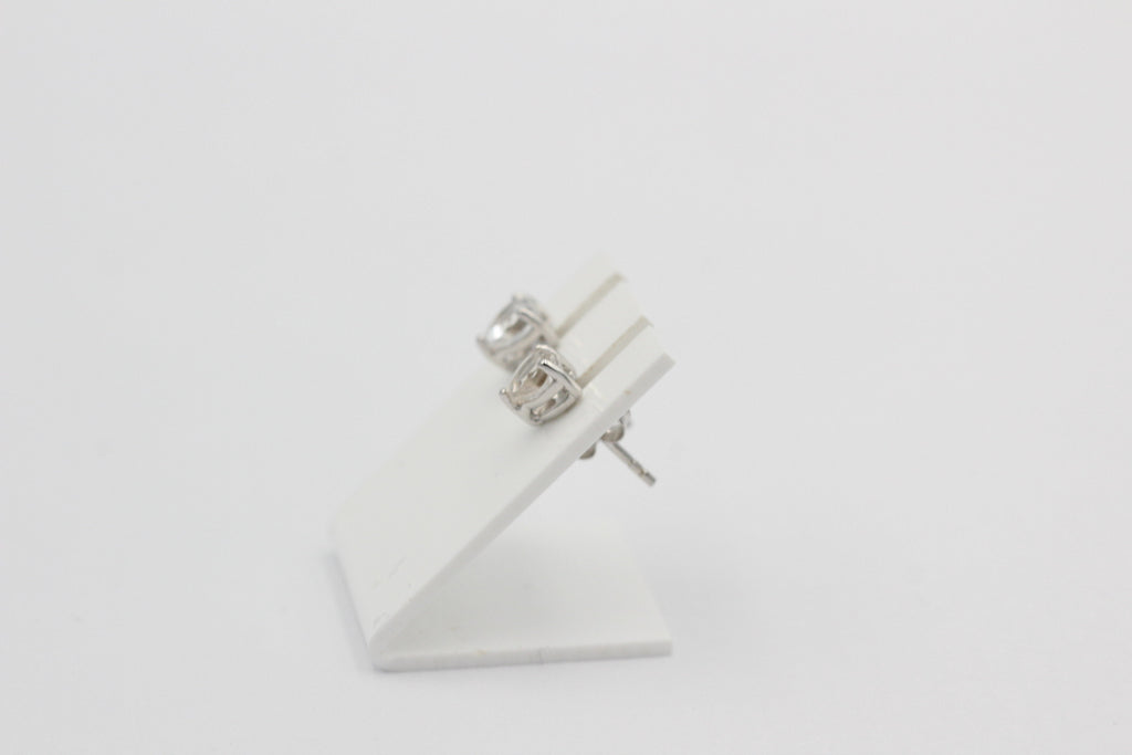 0,9 Carat Weiatopas Herz Ohrstecker 925 Silber Herzohrstecker weiaer Topas