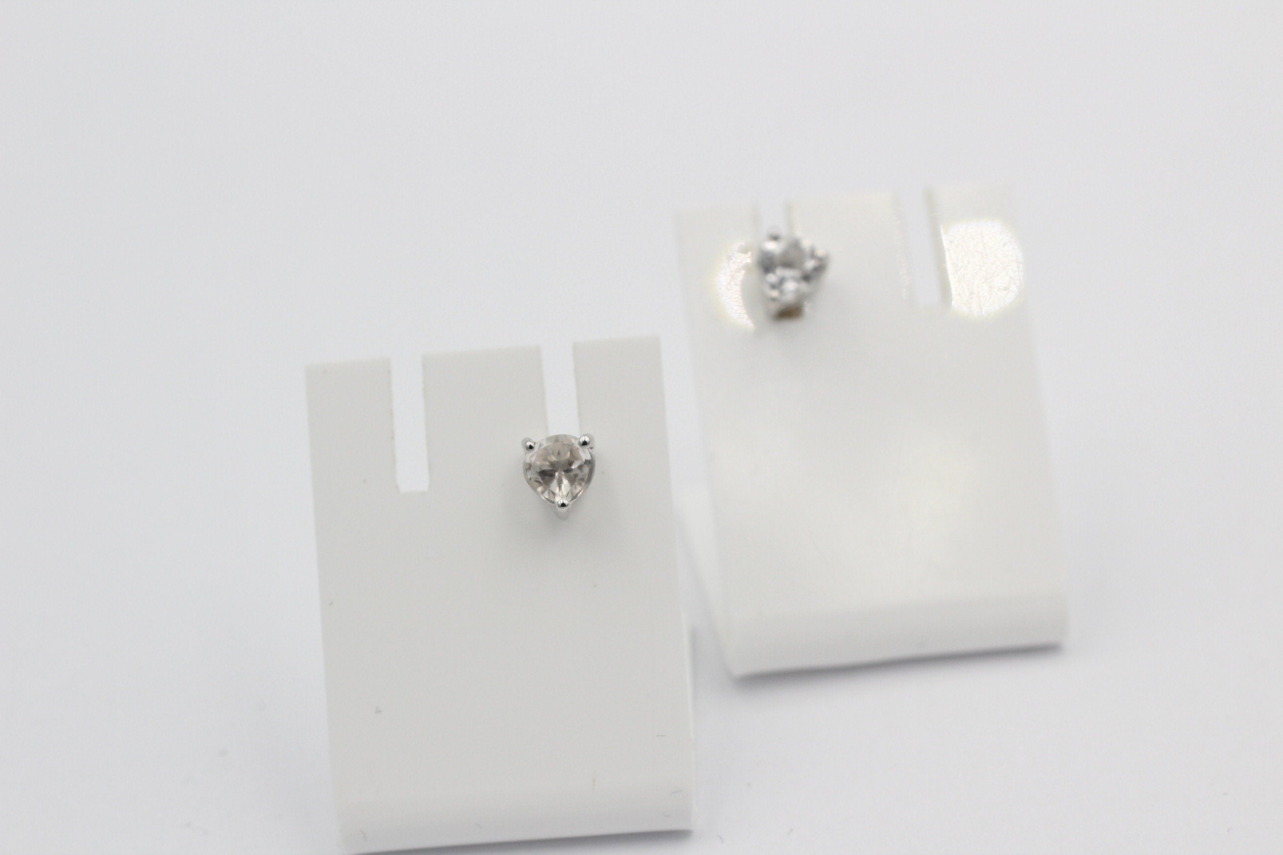 0,9 Carat Weiatopas Herz Ohrstecker 925 Silber Herzohrstecker weiaer Topas