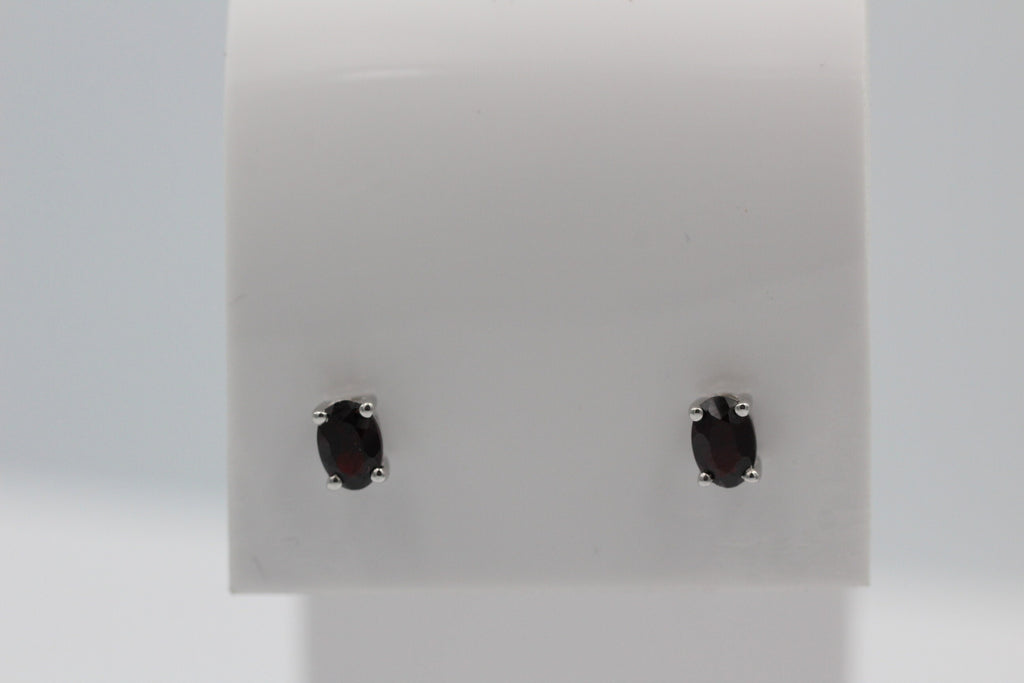 Edle 1,0 Carat Granat Ohrstecker 925 Silber Ohrring Ohrschmuck blutroter Stein