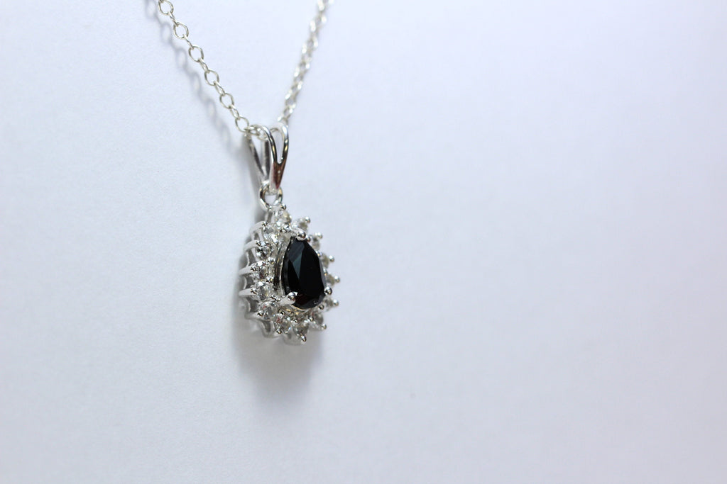 Edler 1,36 Carat schwarzer Spinell weisstopas Anhanger 925 Silber Collier Kette