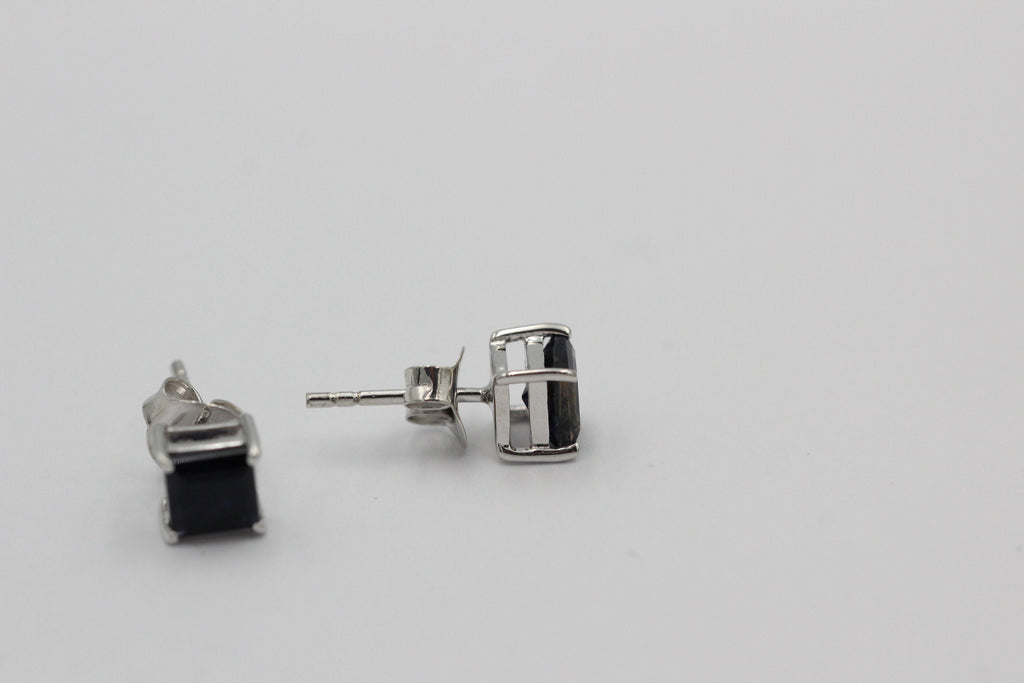 2,0 Carat Iolith  Ohrstecker 925 Silber Wassersaphir  Edelsteinschmuck Top