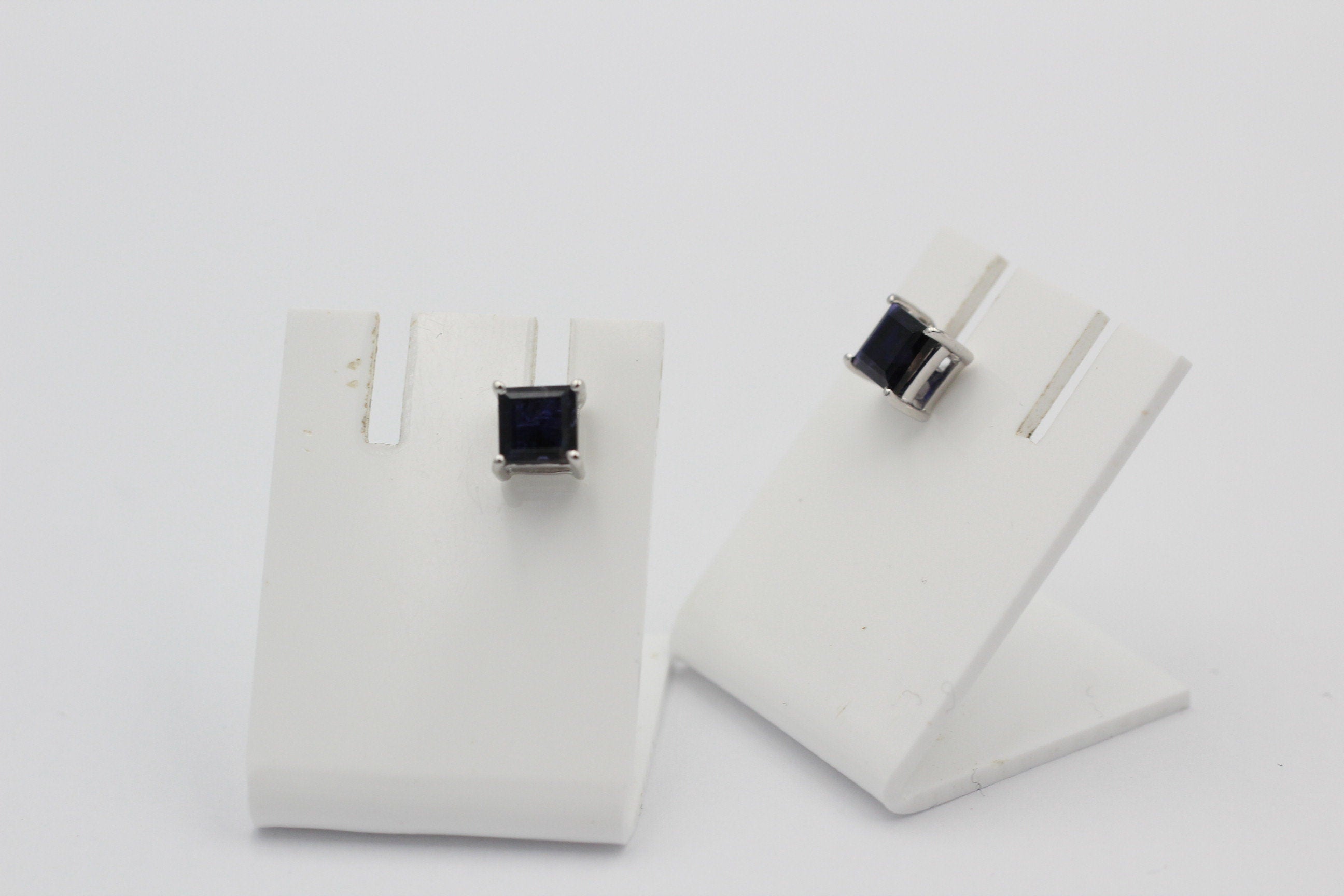 2,0 Carat Iolith  Ohrstecker 925 Silber Wassersaphir  Edelsteinschmuck Top