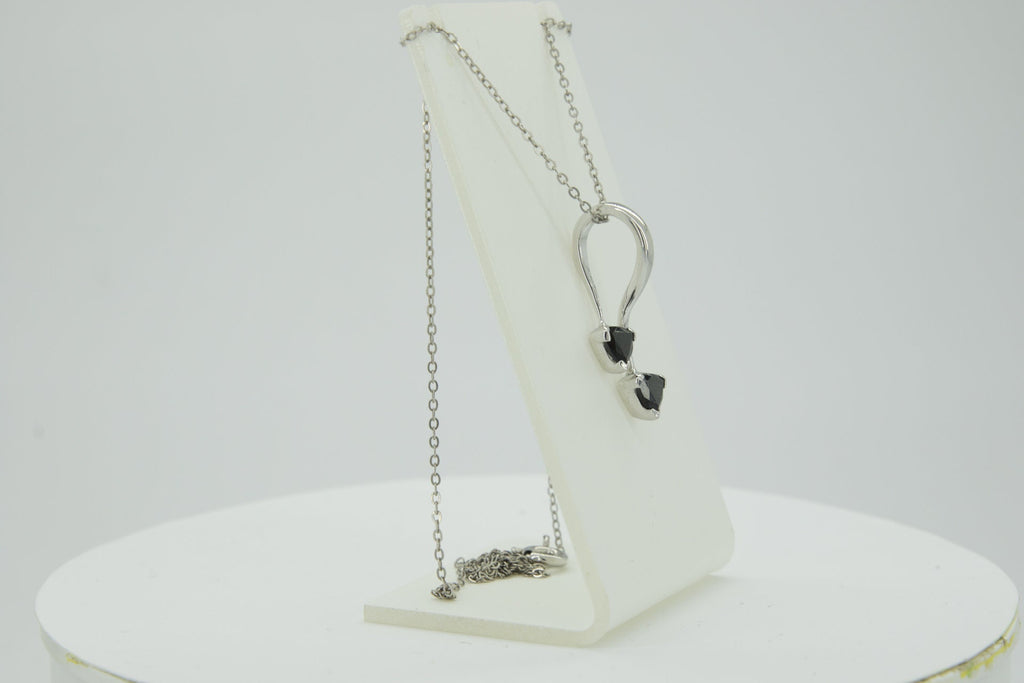 0,85 Carat schwarzer Spinell Anhanger Trillion 925 Silber Collier KetteEdelste