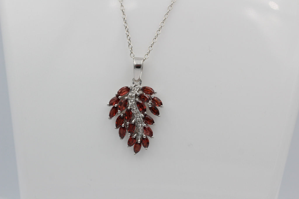 Edler 3,1 Carat Granat Weißtopas Anhänger 925 Silber Collier Kette Top Edel