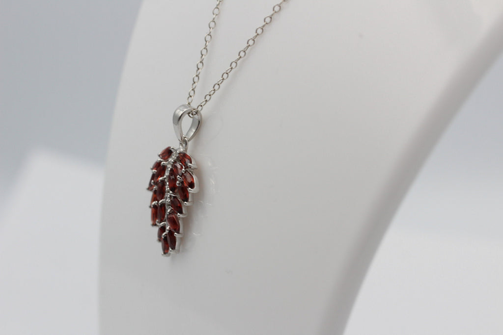 Edler 3,1 Carat Granat Weißtopas Anhänger 925 Silber Collier Kette Top Edel