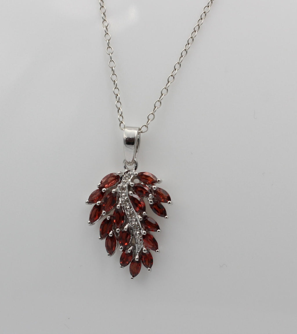 Edler 3,1 Carat Granat Weißtopas Anhänger 925 Silber Collier Kette Top Edel