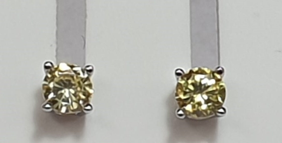 Edle Zirkonia Ohrstecker in gelb 925  Silber 4 mm Top  Ohrstecker