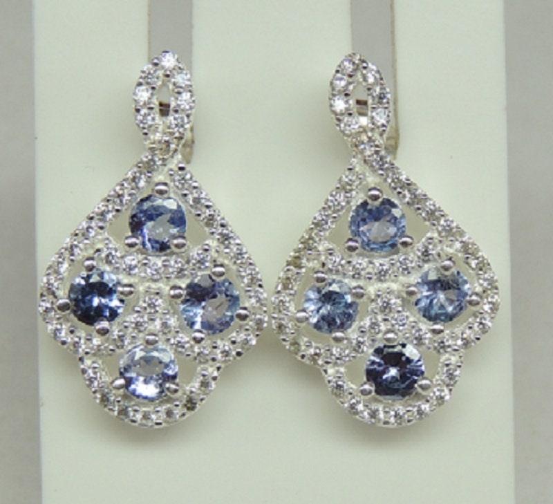 Edle 0,8 Carat echte Tansanit Ohrstecker 925 Silber mit Zirkonia top..aus Tansania