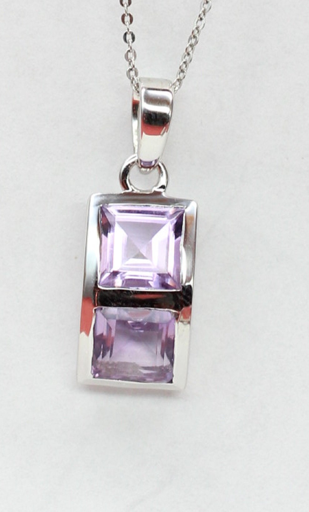 Echter Amethyst Anhänger 925 Silber - 2,9 Karat Violetter Edelstein - Geburtsstein Februar - Geschenk für Sie - Handgefertigter Schmuck"