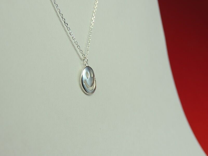 Anhanger Collier lachelndes Gesicht 925 Silber Kette Top