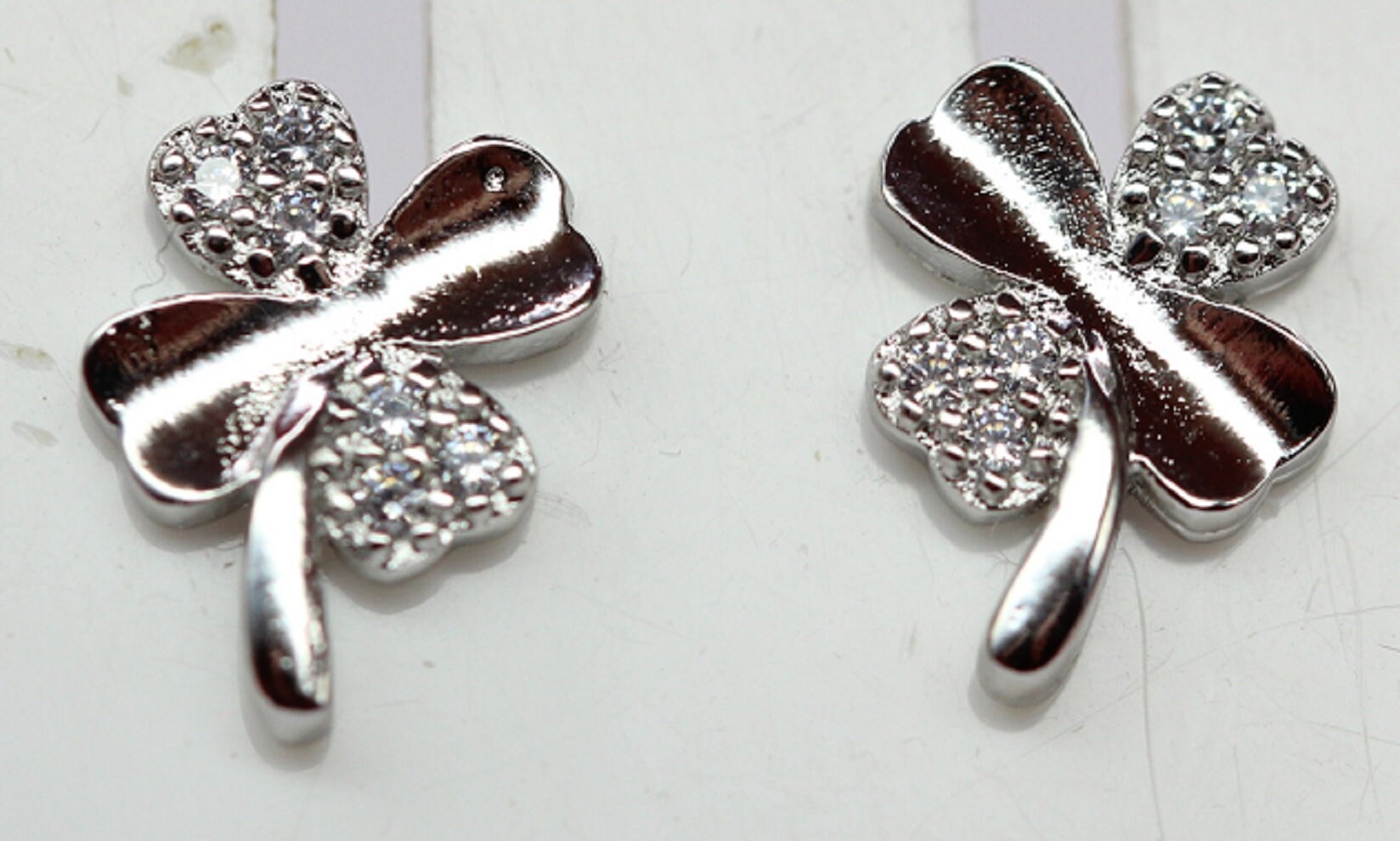 Edle Kleeblatt Ohrstecker mit Zirkonia 925  Silber Ohrring Edel Top  ca 9 mm