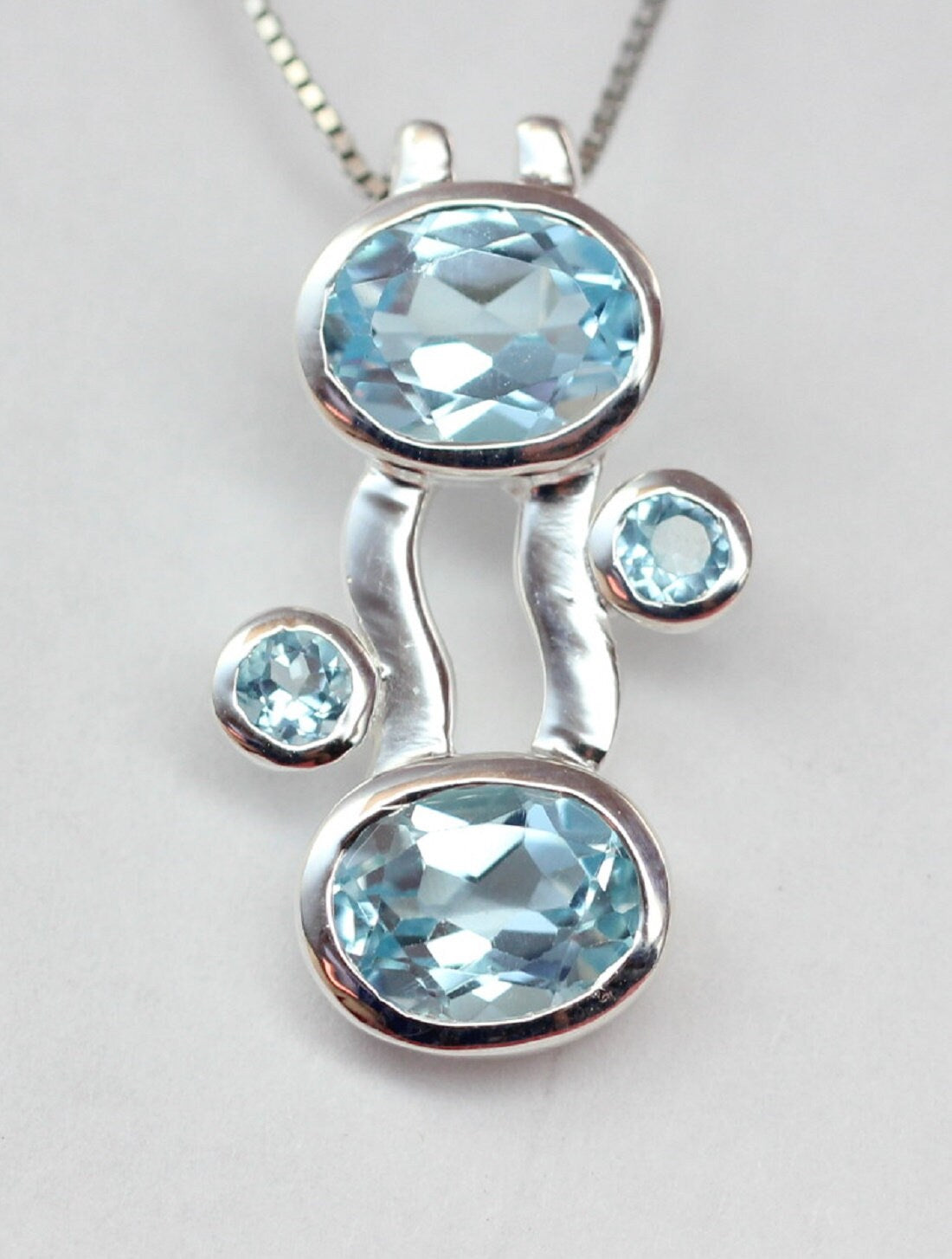 Designer 5,0 Carat Blautopas Anhanger Collier Kette sky blue Topas Designschmuck
