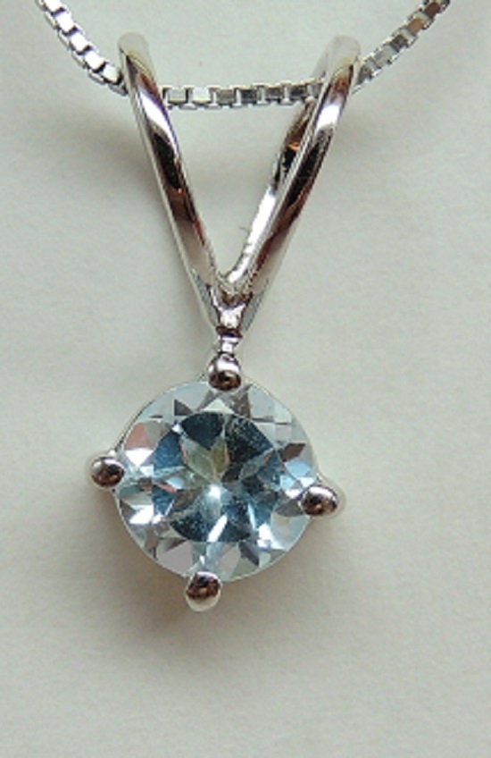 Edler 0,97 Carat Blautopas Anhanger 925 Silber Collier Kette sky blue topas himmelblau