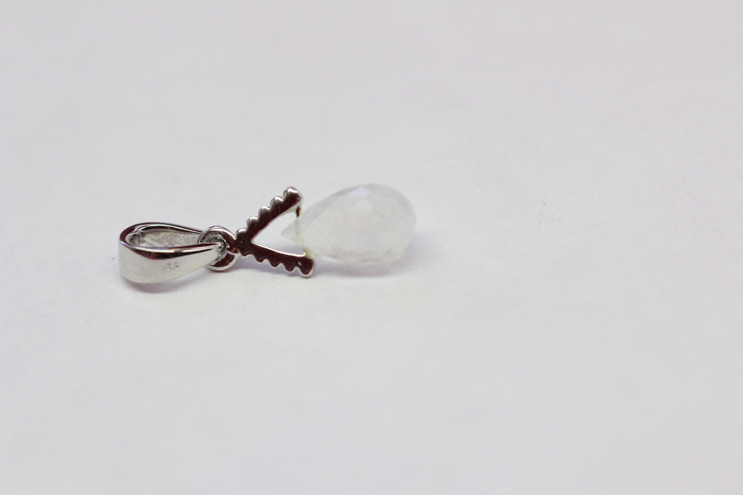 Edler 2,25 Carat Mondlichttopas Anhanger 925 Silber Collier Kette Top Edelstein