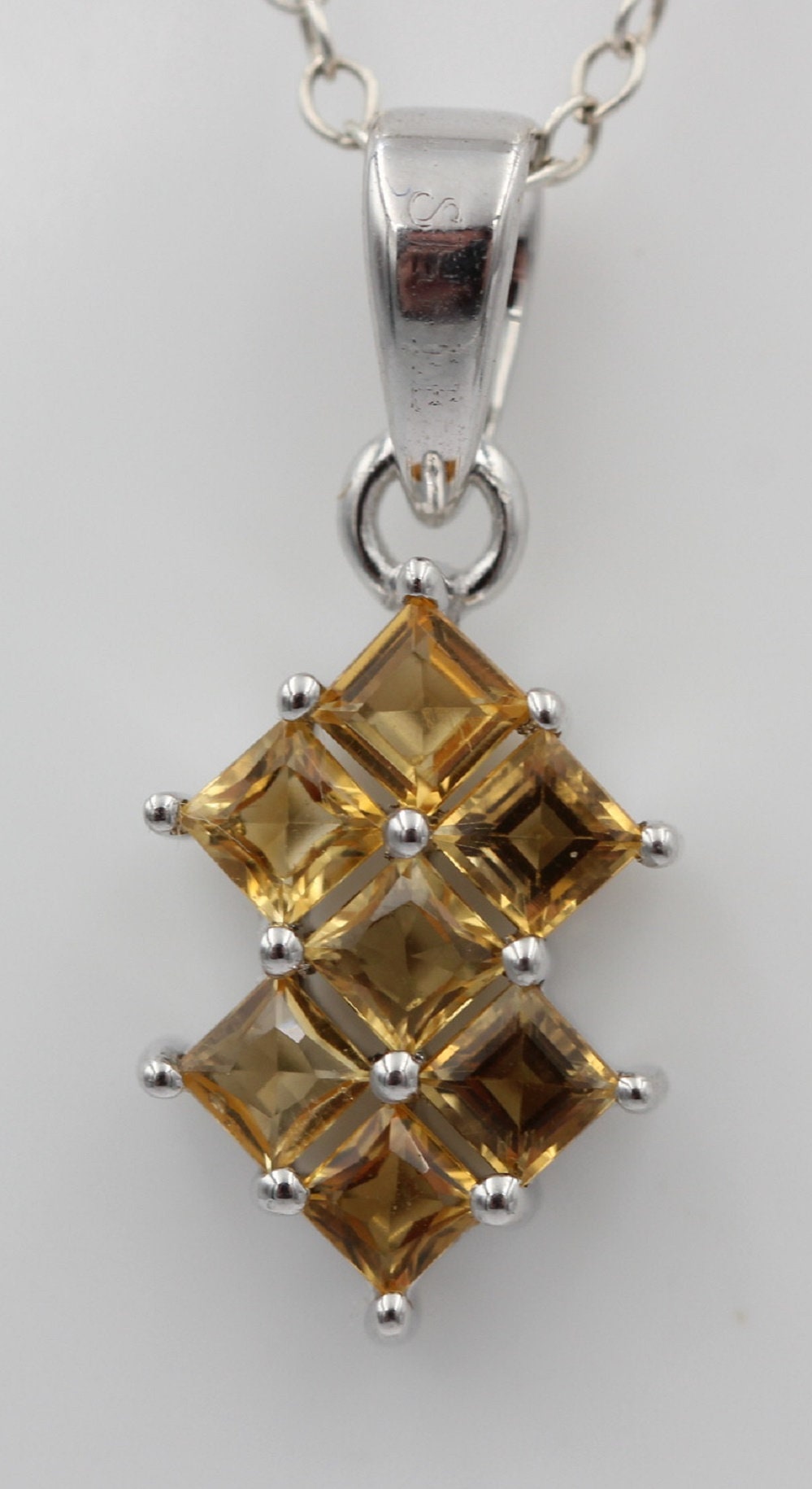 Echter Citrin Silberanhänger 925, Goldener Edelstein Schmuck, Gelbe Kristall Kette, Elegantes Design, 1,9 ct Unikat, Geschenk zum Geburtstag