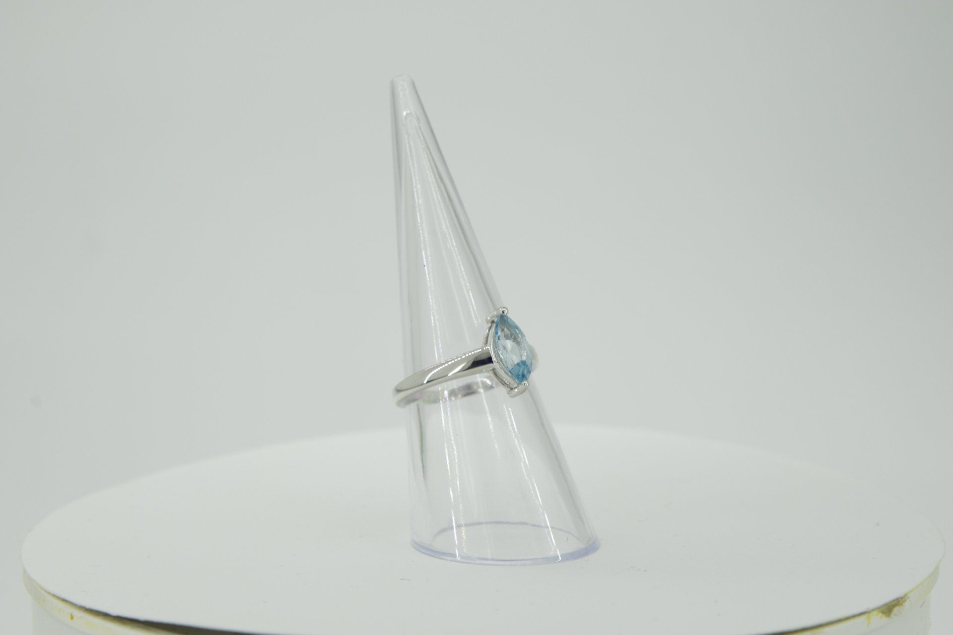 0,83 Carat Blautopas Ring 925 Silber himmelblauer Topas  Grasse 54 / 7 / 17,3
