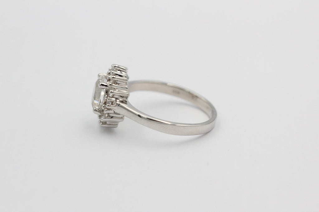 Edler 1,65 Carat Weißtopas Ring 925 Silber Topasring Fingerring 8 / 18 / 57