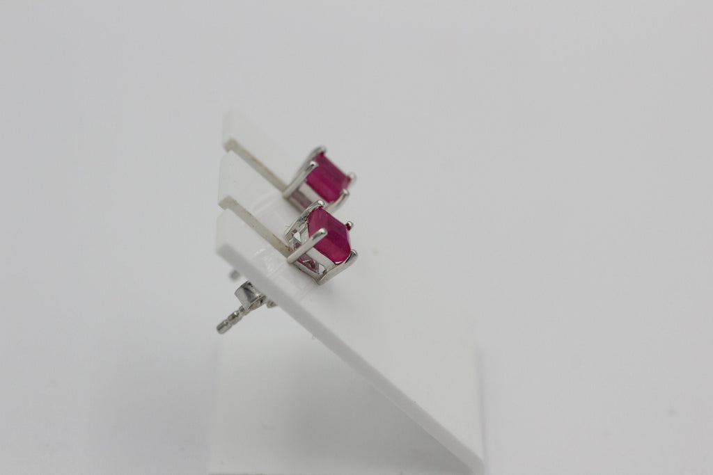 1,01 Carat Rubin Ohrstecker 925 Silber blutroter Rubin Unisex Schmuck Top