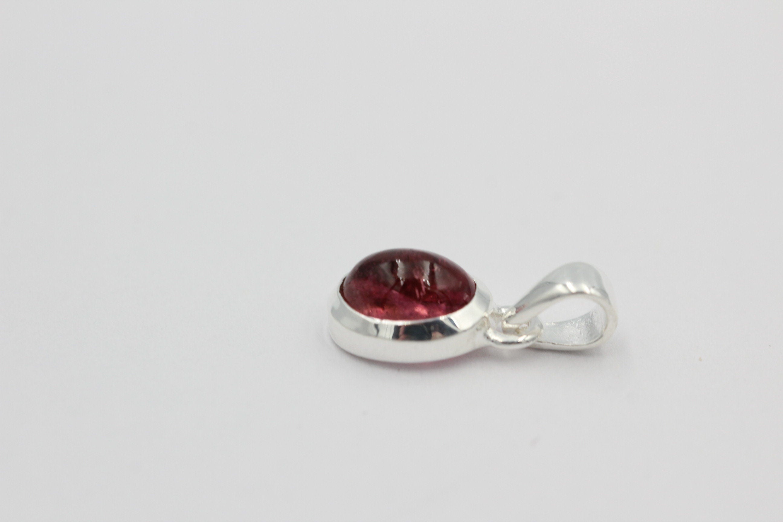 Edler 2,2  Carat rosa Turmalin Cabochon Schliff 925 Silber Collier Kette Unikat