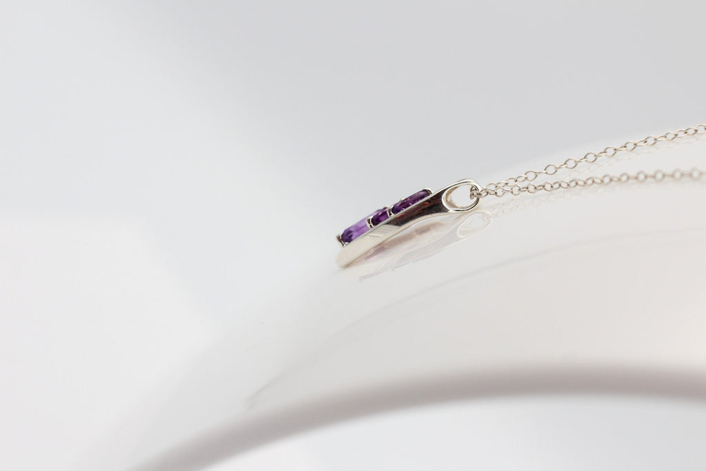 0,9 Carat Amethyst Anhänger 925 Silber  violetter Edelstein
