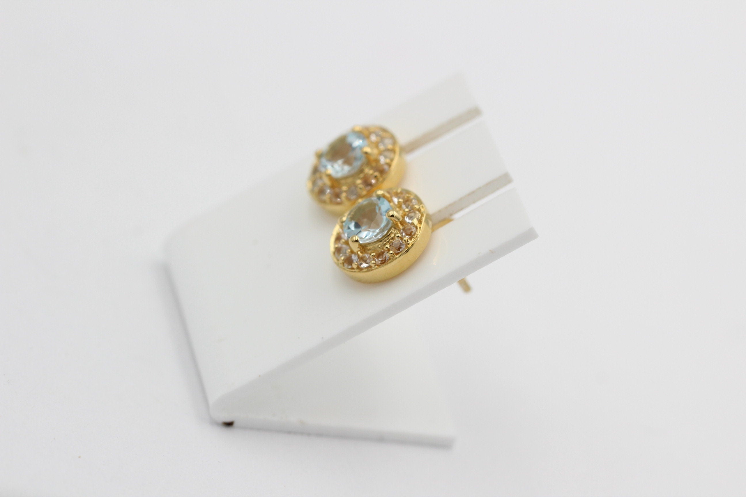 Edler 1,35 Carat Blautopast Weißtopas Orstecker 925 Silber Ohrschmuck vergoldet