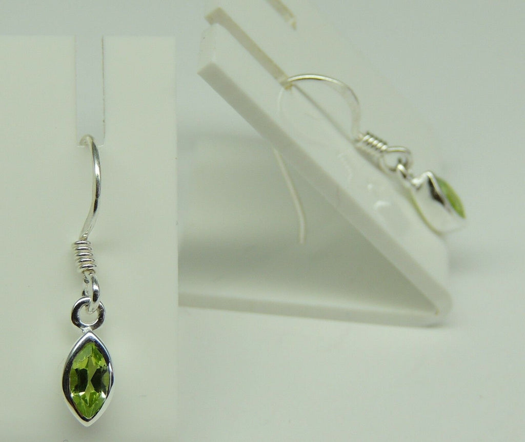 Edle 0,4 Carat maigraner Peridot Ohrhanger 925 Silber Ohrschmuck