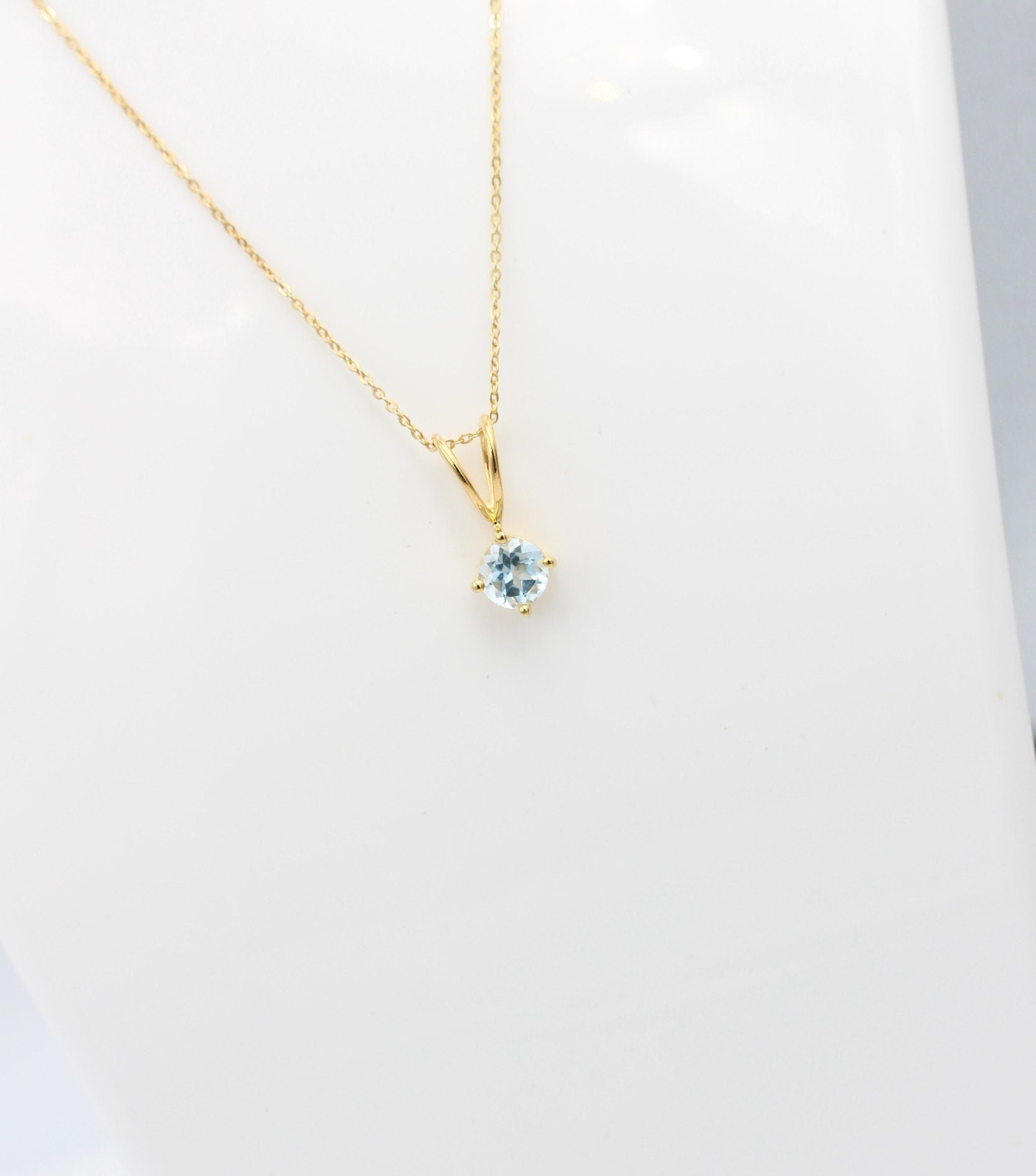 0,95 Carat Blautopas Anhänger 925 Silber  himmelblauer Topas vergoldet