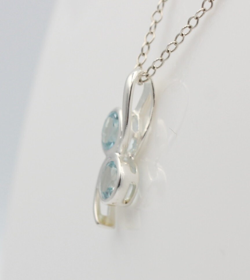 Edler 1,4 Carat Blautopas Anhanger 925 Silber  Top Edel himmelblau