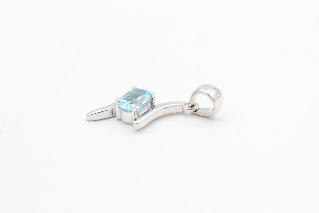 0,72 Carat Blautopas Anhänger 925 Silber sky blue Topas himmelblau