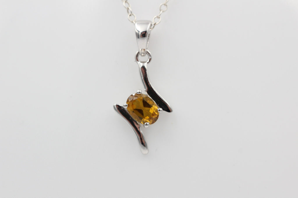 0,72 Carat Nano Zultanit Anhänger 925 Sibler  künstlicher Zultanit