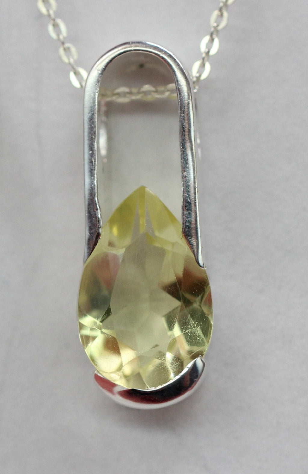 Edler 2,9 Carat Limonentopas Anhanger 925 Silber  Lemonquarz topas