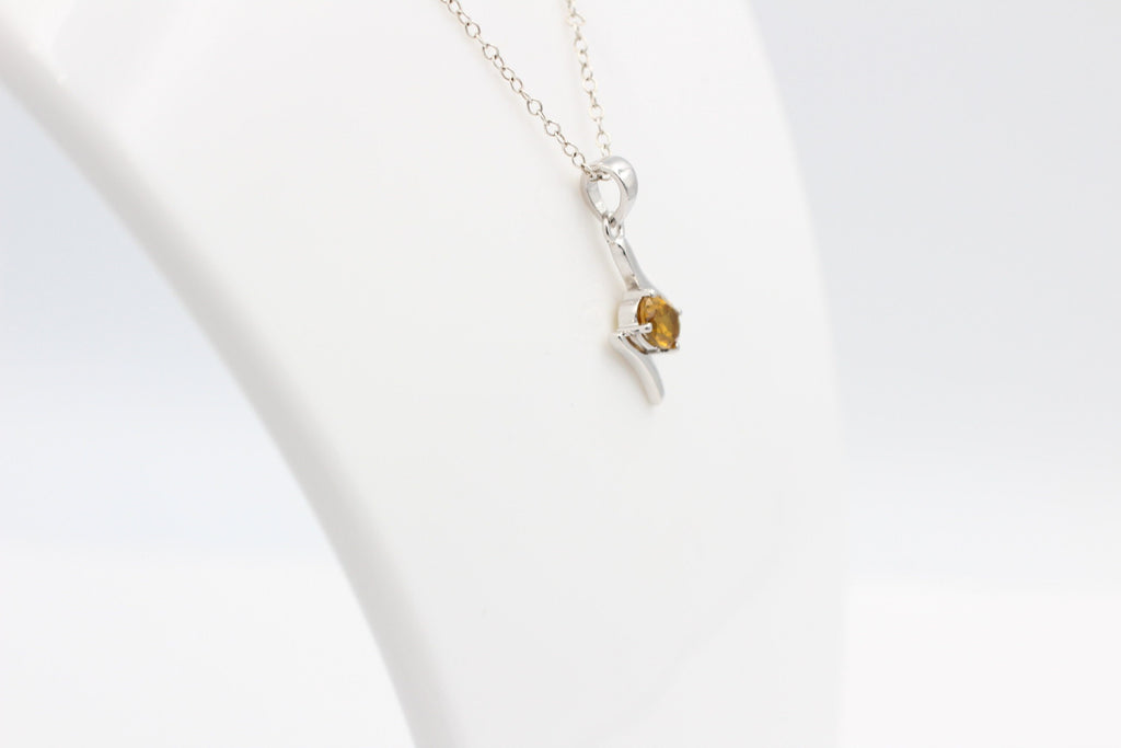 0,72 Carat Nano Zultanit Anhänger 925 Sibler  künstlicher Zultanit