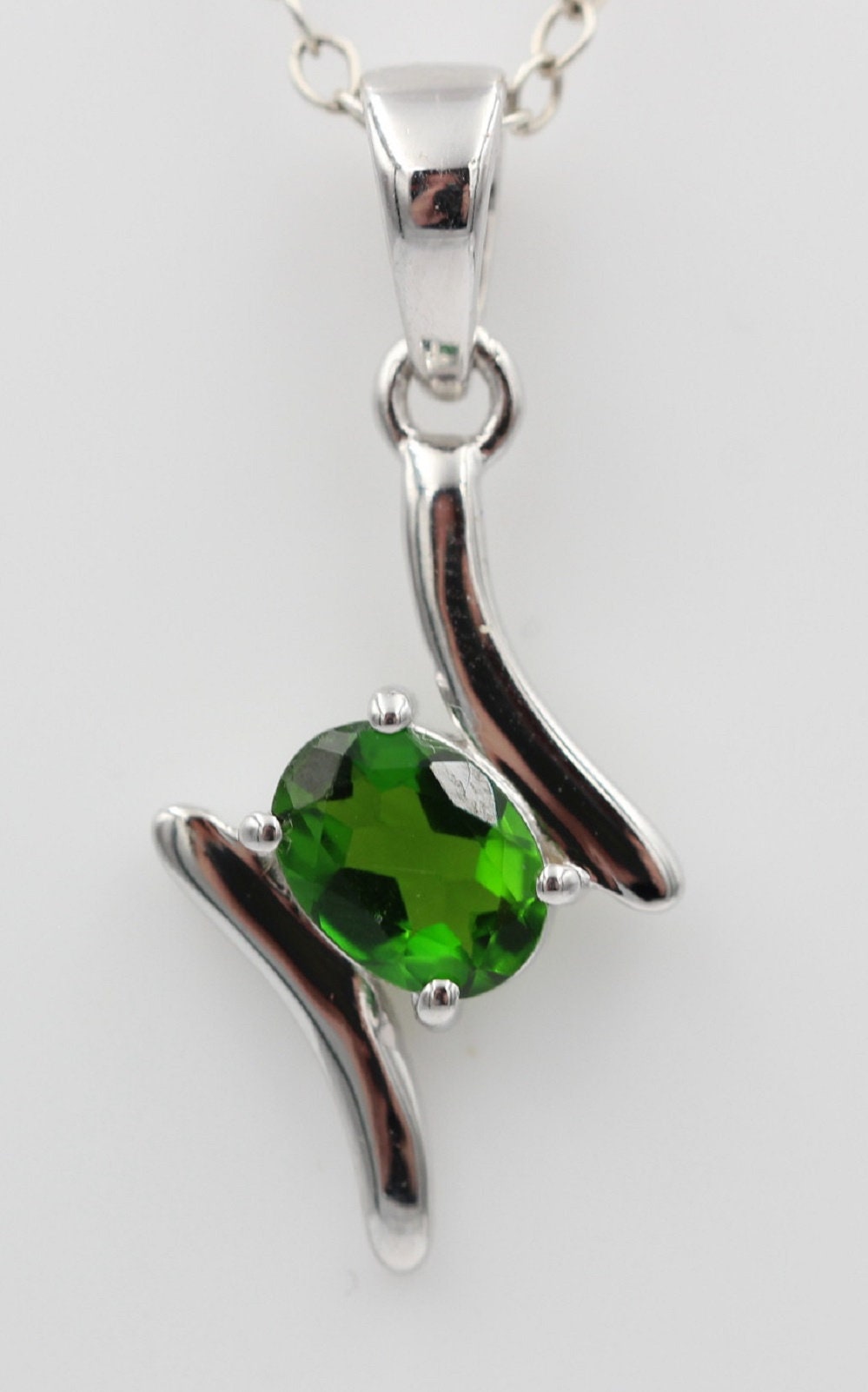 0,72 Carat Chromdiopsid Anhänger 925 Silber Chrom Diopsid Schmuck aus Russland