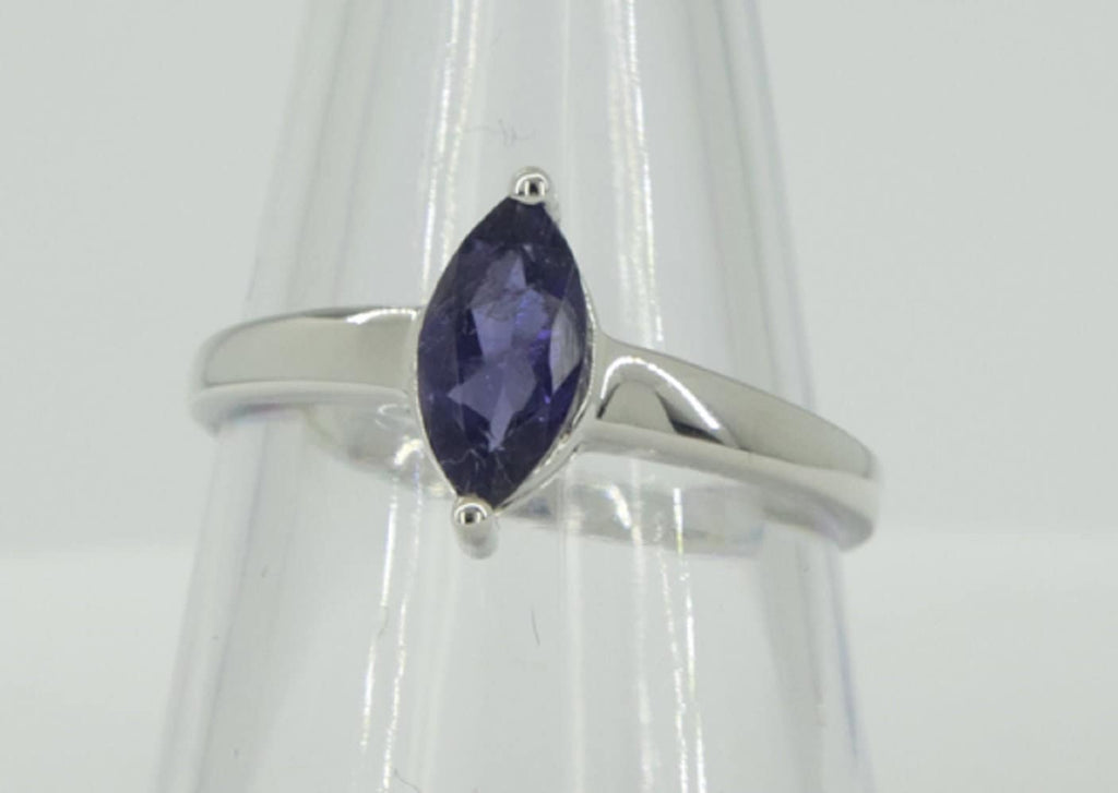 0,83 Carat Iolith Ring 925 Silber Wassersaphir Luchssaphir  Grasse 54 / 7 / 17,3