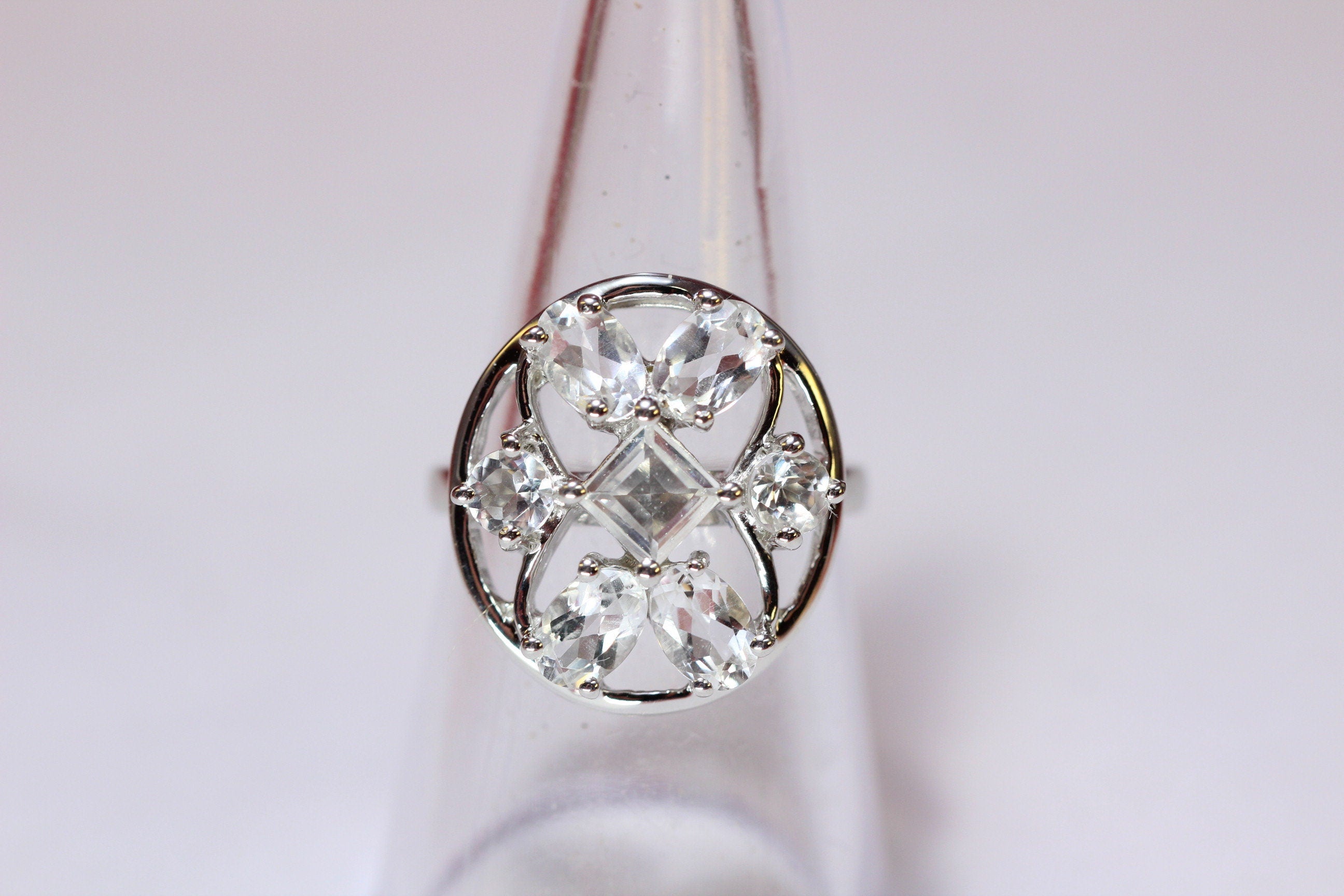 Design pur 3,9 Carat weisstopas  Ring 925 Silber Grasse 58 / 8/ 18,5 weisser Topas