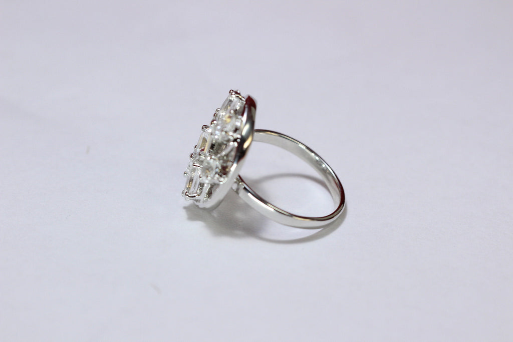 Design pur 3,9 Carat weisstopas  Ring 925 Silber Grasse 58 / 8/ 18,5 weisser Topas
